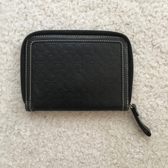 Coach Authentic Wallet - Picture 3 of 7